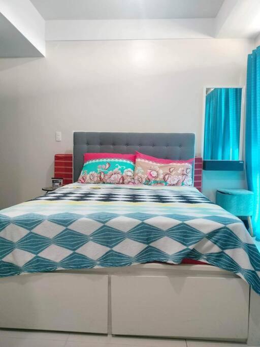 Cubao Manhattanheights U31N Tb, Studio Unit Manila Luaran gambar