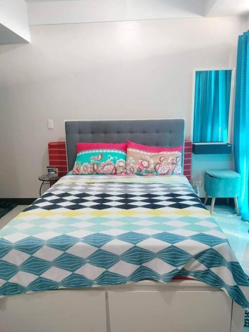 Cubao Manhattanheights U31N Tb, Studio Unit Manila Luaran gambar